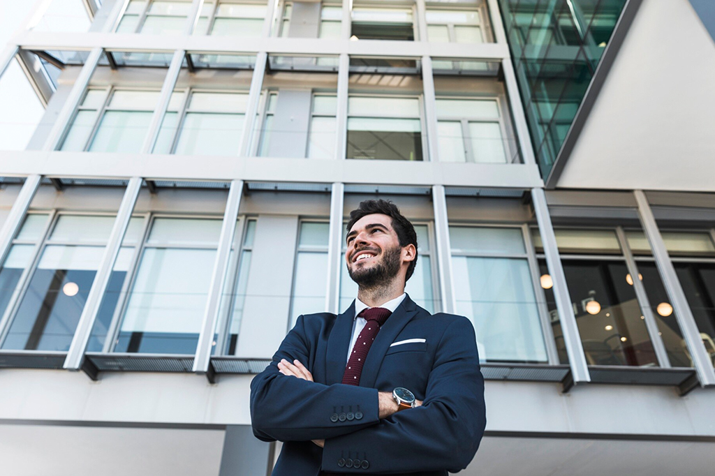 Zagrożenia w transakcjach na rynku nieruchomości: Jak ustrzec się przed manipulacją agentów?