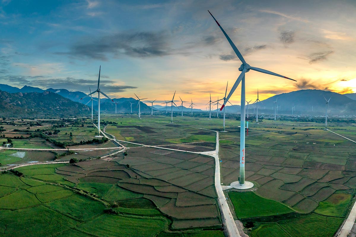 Nowe zasady dla farm wiatrowych. Rząd przyjmuje projekt ustawy wiatrakowej