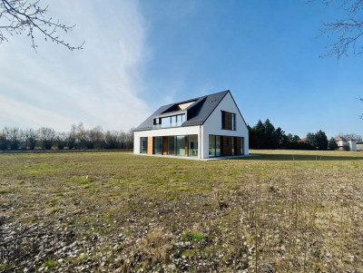  Położenie na wzniesieniu  Media w sąsiedztwie  - Głębowice  -
Małopolskie Zdjęcie nr 9