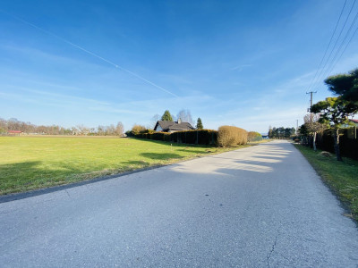 Widok na Beskidy  1km do DK 81  6km Skoczów  12 - Ochaby Wielkie  -
Śląskie Zdjęcie nr 8