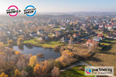 Ze stawem  Pelne media  Mpzp Droga z płyt - Chwaszczyno  -
Pomorskie Zdjęcie nr 9