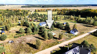 Nad jeziorem Prąd wodociąg kanalizacja plaża - Dołgie  -
Zachodniopomorskie Zdjęcie nr 7