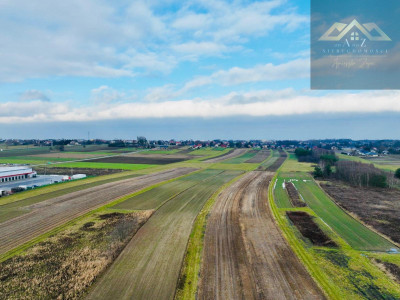 Działka z potencjałem okolice centrum logistycznego - Lisia Góra  - małopolskie