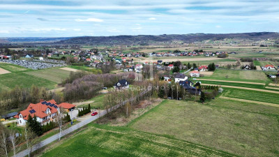 DZIAŁKA Z POTENCJAŁEM BUDOWLANYM U PODNÓŻA GÓRY LIWOCZ BRZYSKA 11AR - Brzyska  -
podkarpackie Zdjęcie nr 2