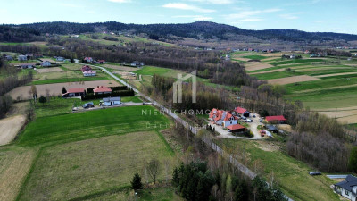DZIAŁKA Z POTENCJAŁEM BUDOWLANYM U PODNÓŻA GÓRY LIWOCZ BRZYSKA 11AR - Brzyska  -
podkarpackie Zdjęcie nr 4