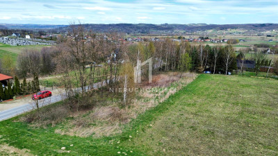 DZIAŁKA Z POTENCJAŁEM BUDOWLANYM U PODNÓŻA GÓRY LIWOCZ BRZYSKA 11AR - Brzyska  -
podkarpackie Zdjęcie nr 6