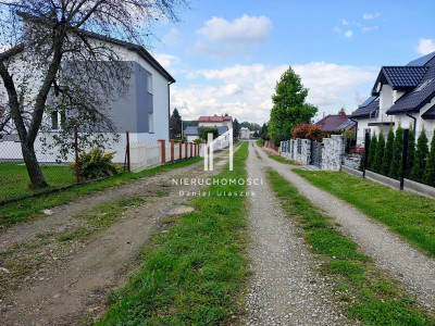 ATRAKCYJNA NIERUCHOMOŚĆ Z POTENCJAŁEM BUDOWLANYM JASŁO UL JANA Z DUKLI 20AR - Jasło  -
podkarpackie Zdjęcie nr 14