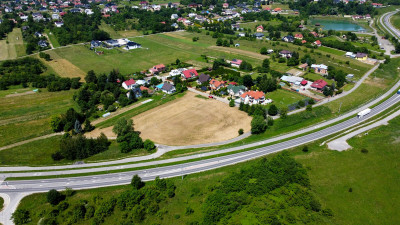 CENA W DÓŁ O BLISKO 160 TYS ZŁ ATRAKCYJNA NIERUCHOMOŚĆ INWESTYCYJNO - BUDOWLANA W JAŚLE 80 AR - Jasło   -
podkarpackie Zdjęcie nr 3