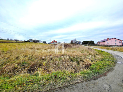 DZIAŁKA Z POTENCJAŁEM BUDOWLANYM 18 AR LIPNICA DOLNA GM BRZYSKA - Lipnica Dolna   -
podkarpackie Zdjęcie nr 7