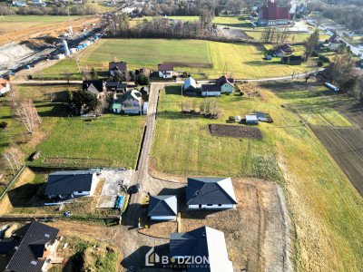 Męcina gm Limanowa - ustawna działka 1588 m z WZ - media na działce - Męcina  -
małopolskie Zdjęcie nr 8