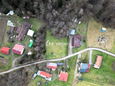 Działka budowlana 18 arów Biała Niżna -  zjazd z asfaltu media na działce - Biała Niżna  -
małopolskie Zdjęcie nr 9