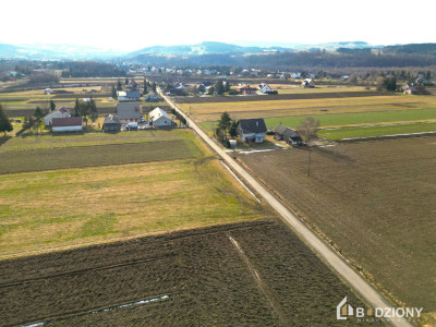 Idealna pod Twój dom  prostokątna płaska działka w Stróżach gm Grybów - Stróże  -
małopolskie Zdjęcie nr 9