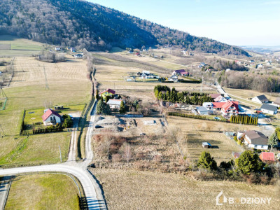 Działka z pięknym widokiem w miejscowości Zawadka gm Łososina Dolna - Zawadka  -
małopolskie Zdjęcie nr 4