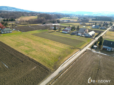 Idealna pod Twój dom  prostokątna płaska działka w Stróżach gm Grybów - Stróże  -
małopolskie Zdjęcie nr 10