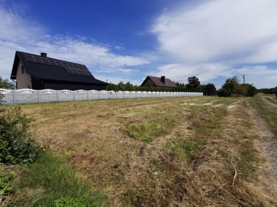 Blisko do wszyskiego  136 A na sprzedaż - Medynia Głogowska  -
Podkarpackie Zdjęcie nr 2