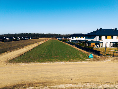Tu na razie jest ściernisko ale będzie twój dom - Raków  - Łódzkie