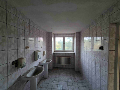 Grunt zabudowany blokiem po hotelu robotniczym na usługi medyczne, mieszkania. -
lubelskie Zdjęcie nr 7